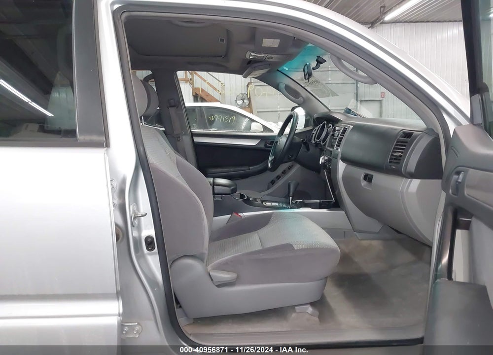 2004 TOYOTA 4RUNNER SR5 V6 VIN: JTEBU14R340033233