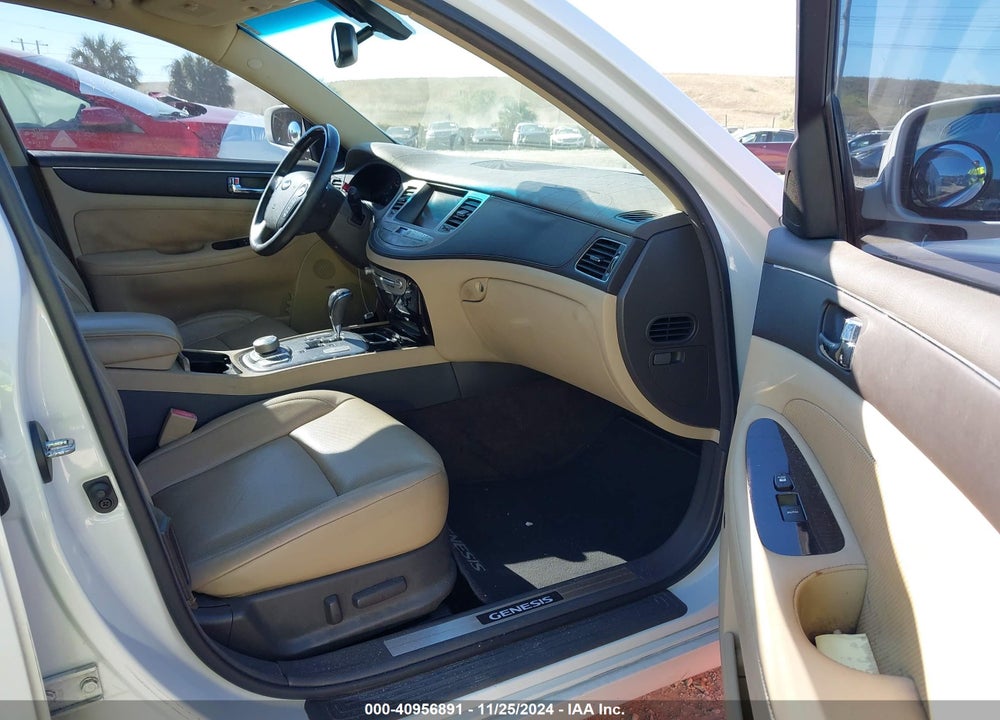 2009 HYUNDAI GENESIS 4.6 VIN: KMHGC46F49U059661