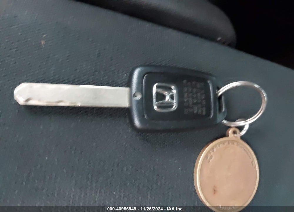 2019 HONDA CIVIC LX VIN: 2HGFC2F67KH548473