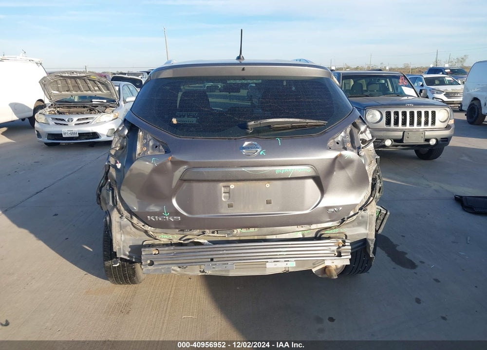 2019 NISSAN KICKS SV VIN: 3N1CP5CU6KL494586