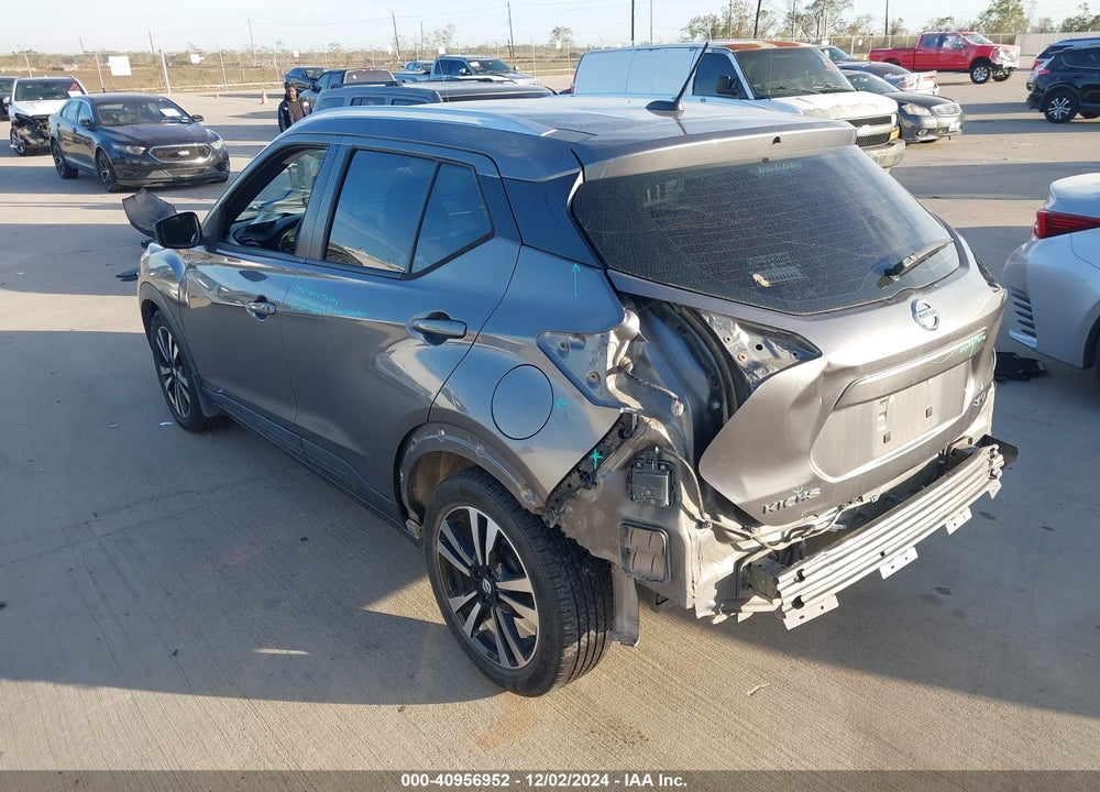 2019 NISSAN KICKS SV VIN: 3N1CP5CU6KL494586