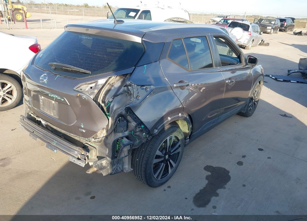 2019 NISSAN KICKS SV VIN: 3N1CP5CU6KL494586