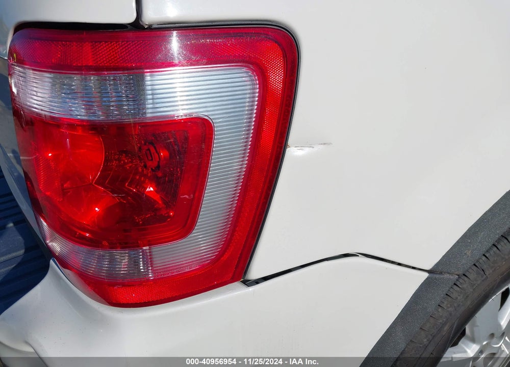 2012 FORD ESCAPE XLS VIN: 1FMCU9C77CKB81326