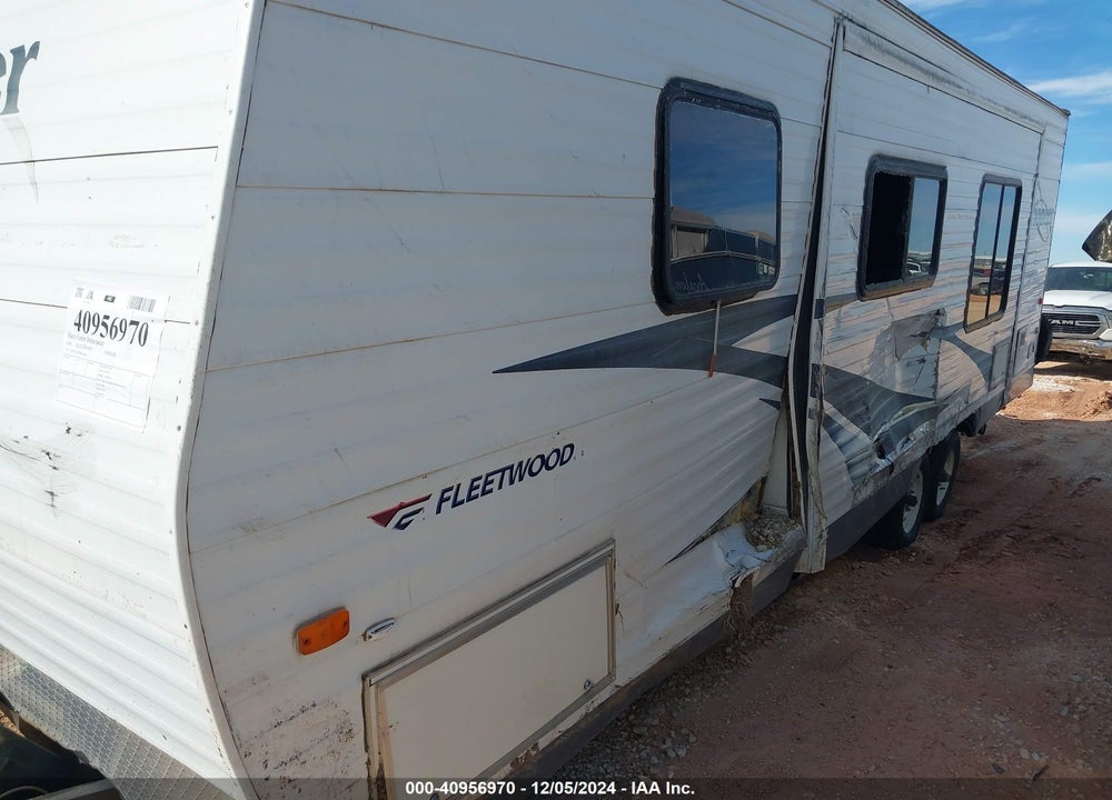 2006 FLEETWOOD PIONEER VIN: 1EB1F272764009946