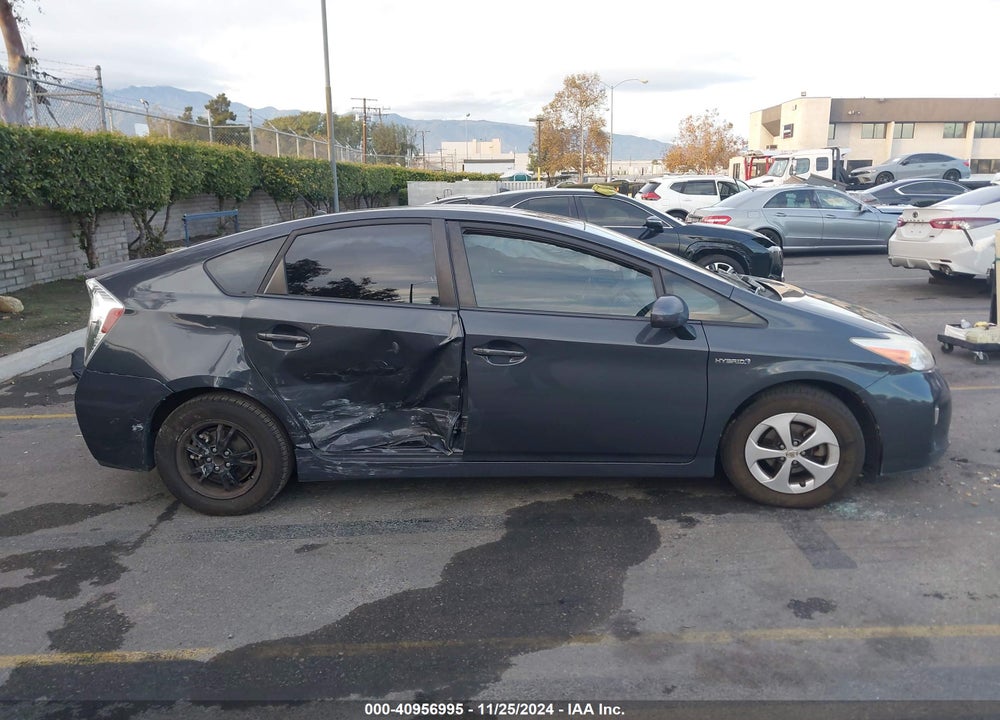 2015 TOYOTA PRIUS TWO VIN: JTDKN3DU0F0454847
