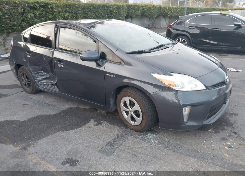 2015 TOYOTA PRIUS TWO VIN: JTDKN3DU0F0454847