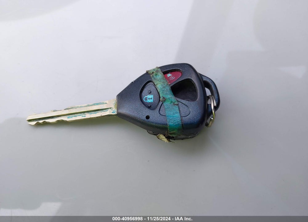 2007 SCION TC VIN: JTKDE167770206142