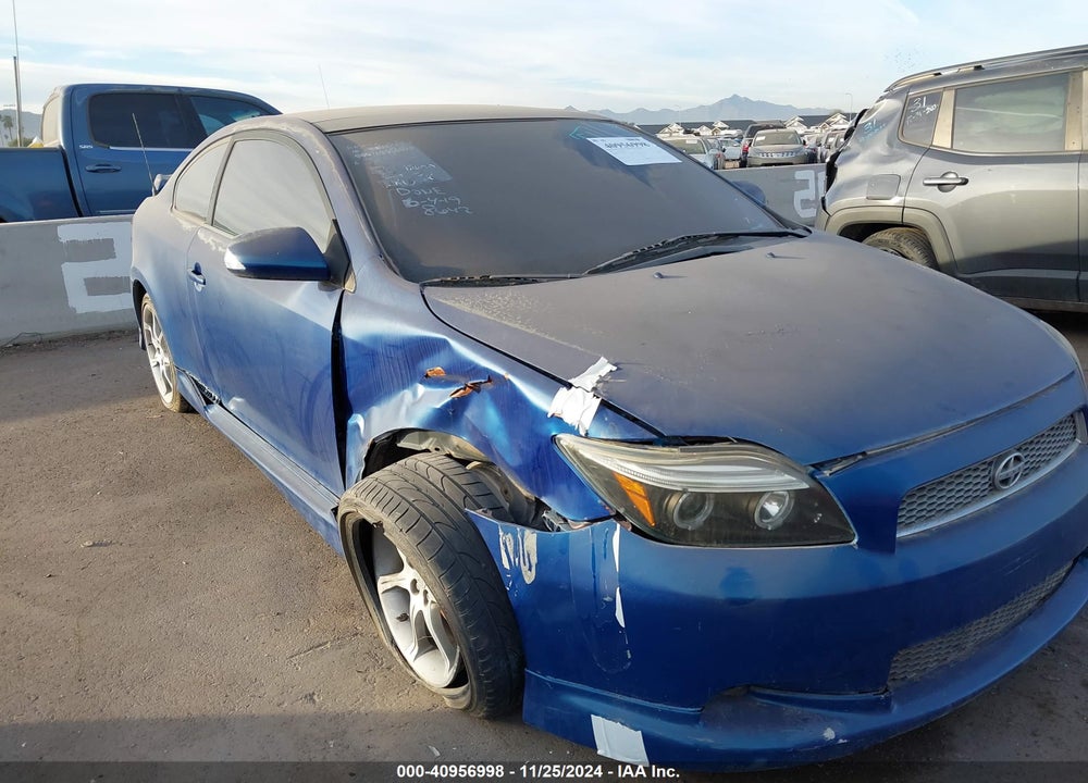 2007 SCION TC VIN: JTKDE167770206142