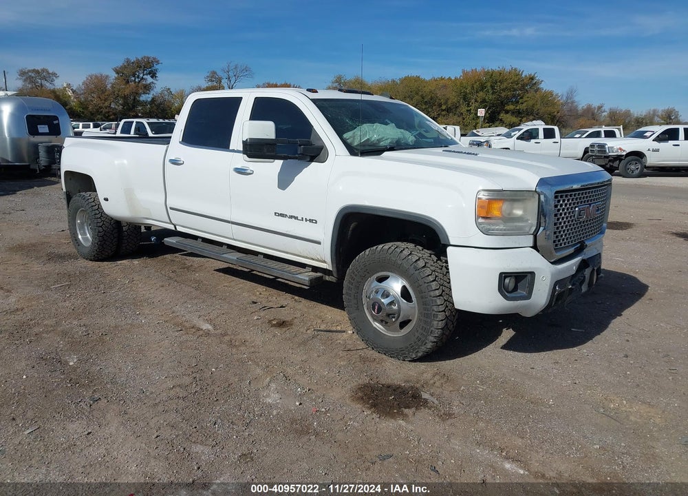 2015 GMC SIERRA 3500HD DENALI VIN: 1GT424E81FF150979