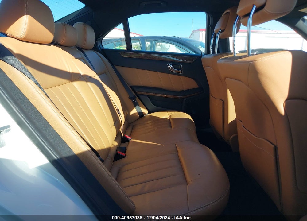 2011 MERCEDES-BENZ E 350 VIN: WDDHF5GB0BA426487