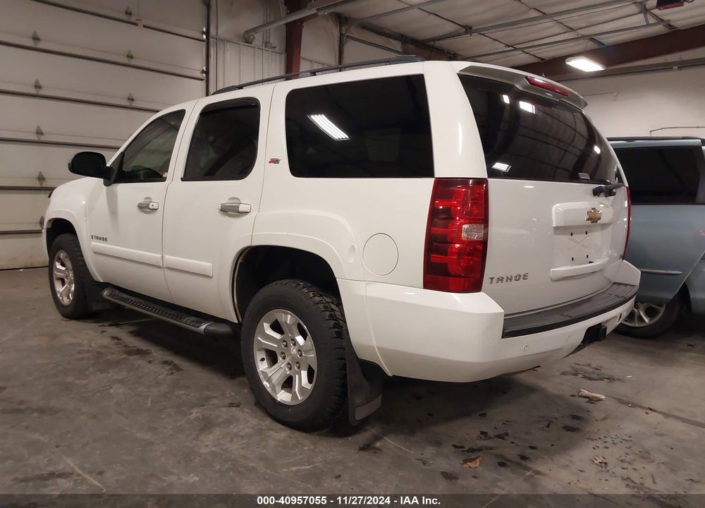 2007 CHEVROLET TAHOE LT VIN: 1GNFK13077R396270