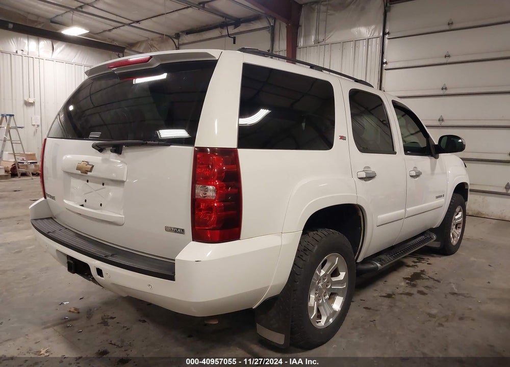 2007 CHEVROLET TAHOE LT VIN: 1GNFK13077R396270
