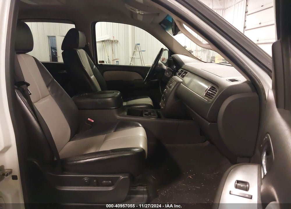 2007 CHEVROLET TAHOE LT VIN: 1GNFK13077R396270