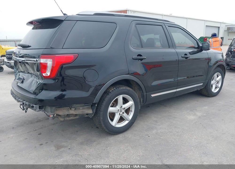 2019 FORD EXPLORER XLT VIN: 1FM5K7D8XKGB38532