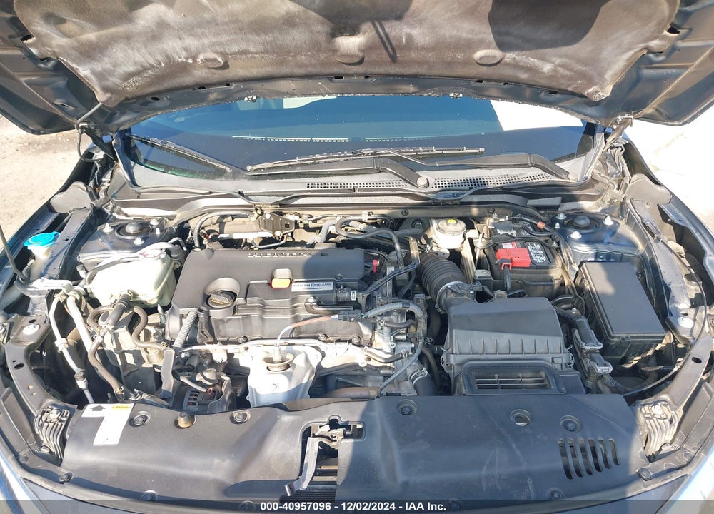 2018 HONDA CIVIC LX VIN: 2HGFC2F52JH538987