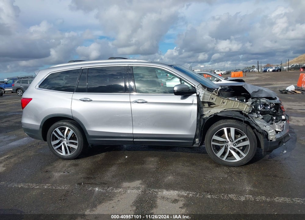 2018 HONDA PILOT ELITE VIN: 5FNYF6H08JB053248