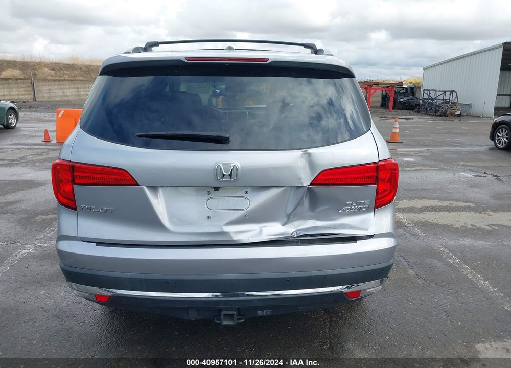 2018 HONDA PILOT ELITE VIN: 5FNYF6H08JB053248