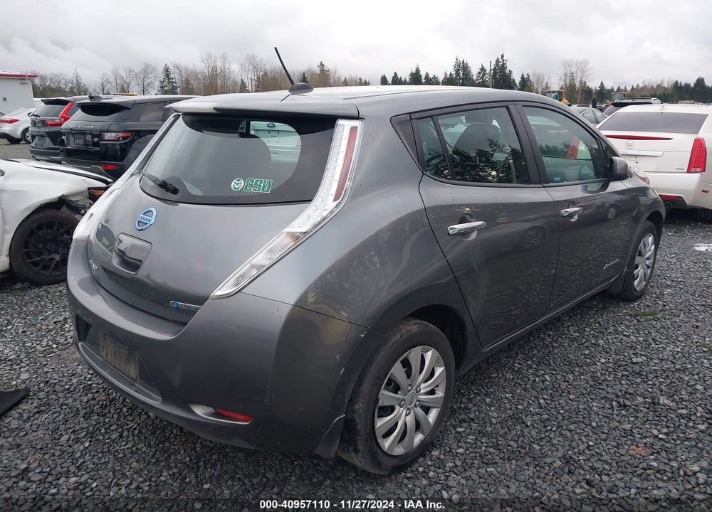 2015 NISSAN LEAF VIN: 1N4AZ0CP4FC301077