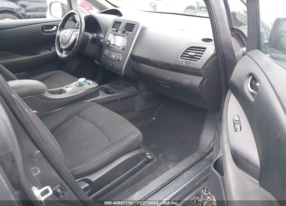 2015 NISSAN LEAF VIN: 1N4AZ0CP4FC301077