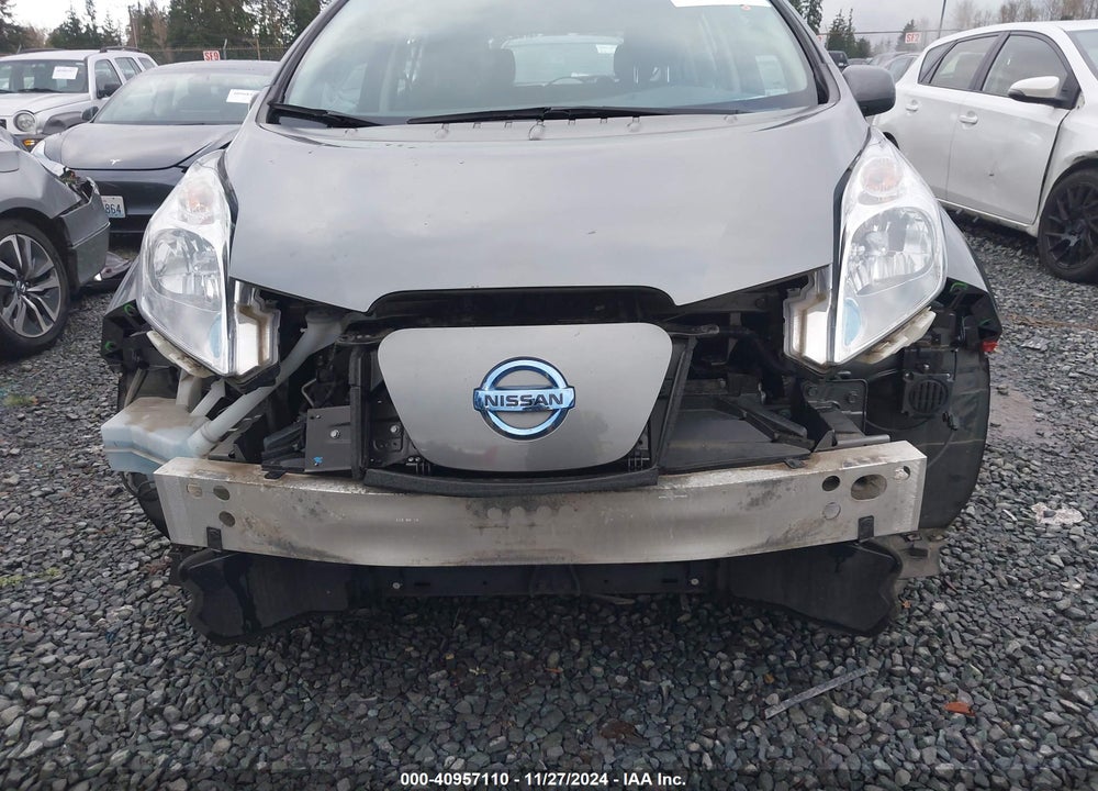 2015 NISSAN LEAF VIN: 1N4AZ0CP4FC301077