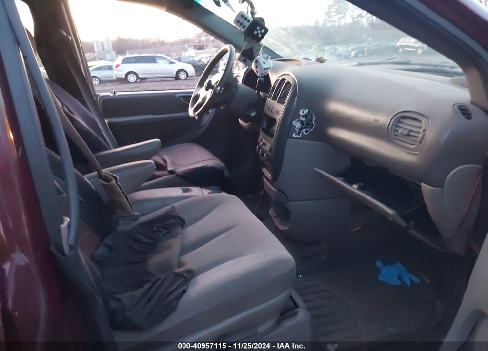 2003 DODGE GRAND CARAVAN SPORT VIN: 2D4GP44323R191598