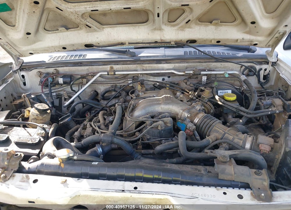 2004 NISSAN FRONTIER XE-V6 VIN: 1N6ED27T64C444930