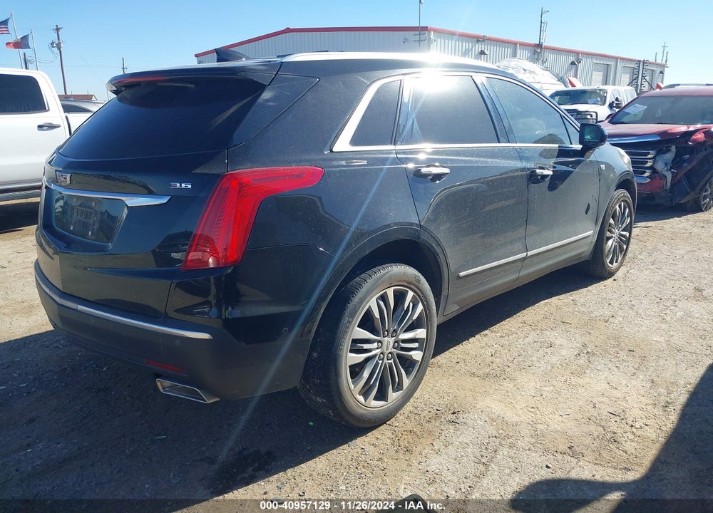 2017 CADILLAC XT5 PREMIUM LUXURY VIN: 1GYKNCRS8HZ304694