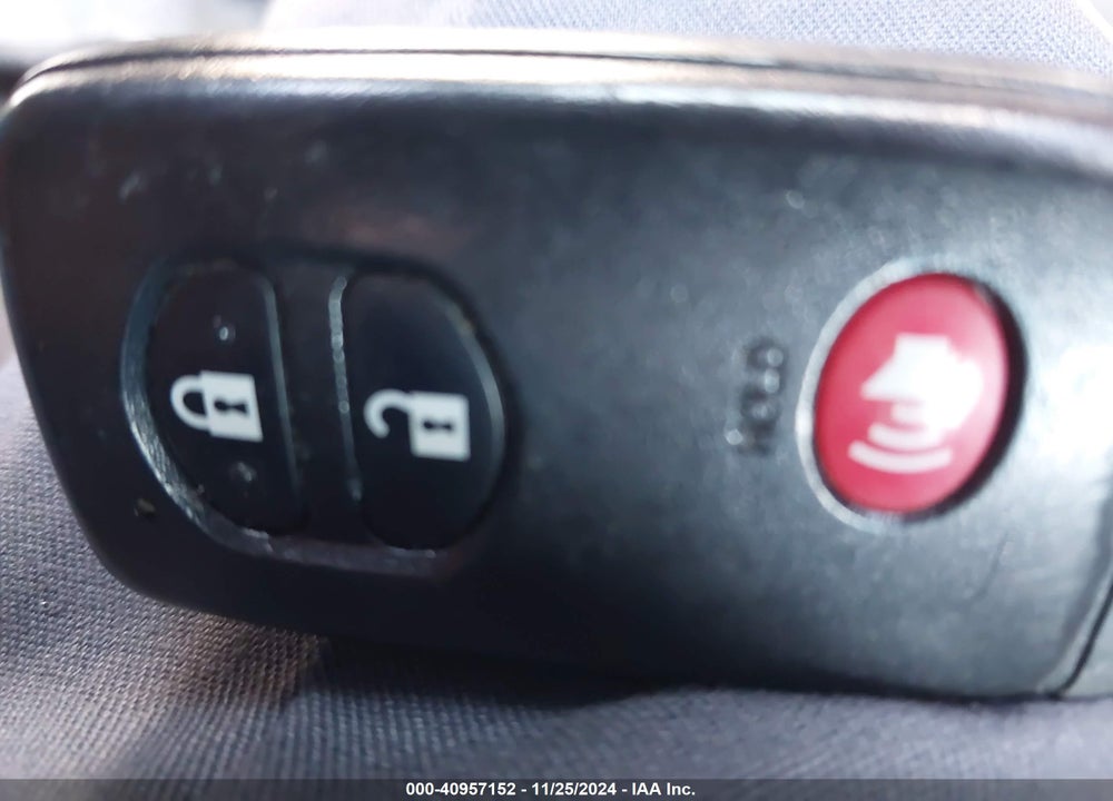 2010 TOYOTA PRIUS VIN: JTDKN3DU9A0093109