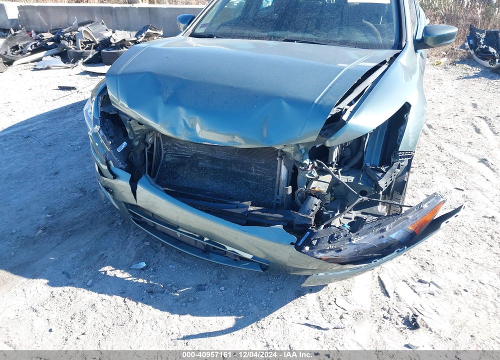 2010 HONDA ACCORD 2.4 EX VIN: 1HGCP2F71AA125868