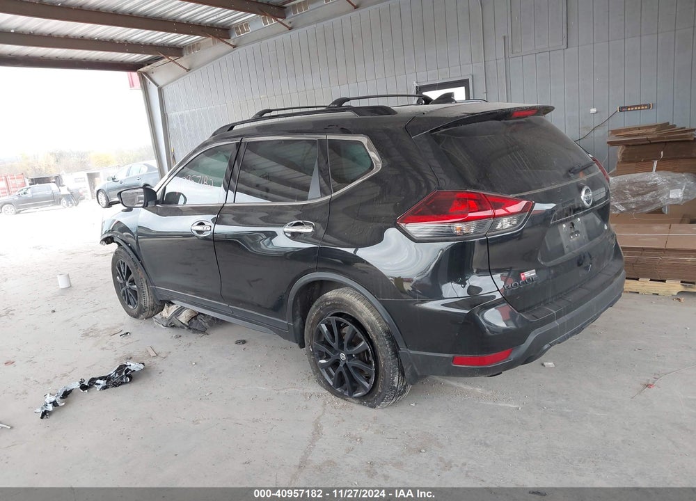 2018 NISSAN ROGUE SV VIN: 5N1AT2MV5JC840493
