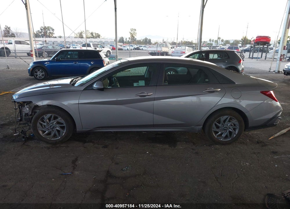 2024 HYUNDAI ELANTRA VIN: KMHLM4DG9RU730636