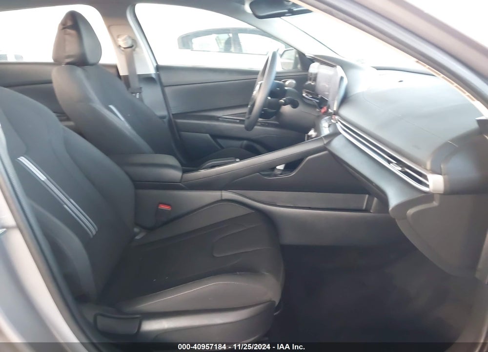 2024 HYUNDAI ELANTRA VIN: KMHLM4DG9RU730636