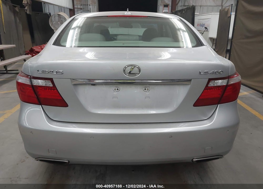 2008 LEXUS LS 460 VIN: JTHBL46F585055186