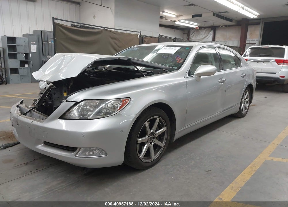2008 LEXUS LS 460 VIN: JTHBL46F585055186