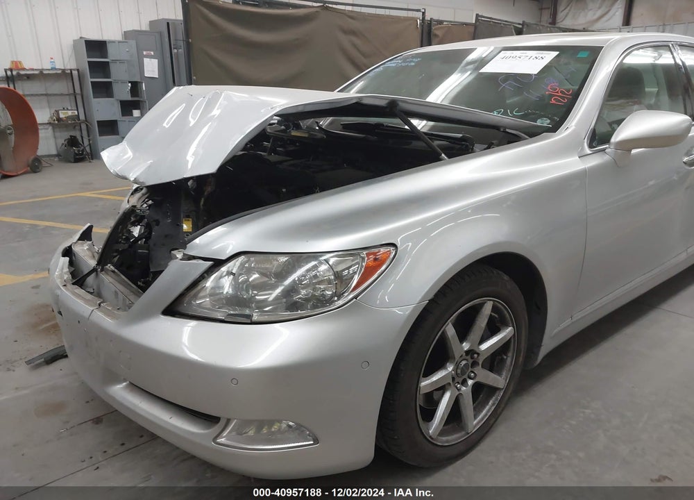 2008 LEXUS LS 460 VIN: JTHBL46F585055186