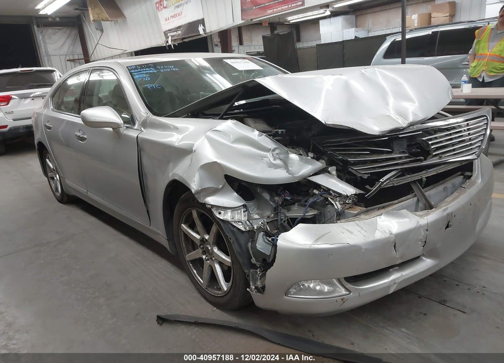 2008 LEXUS LS 460 VIN: JTHBL46F585055186