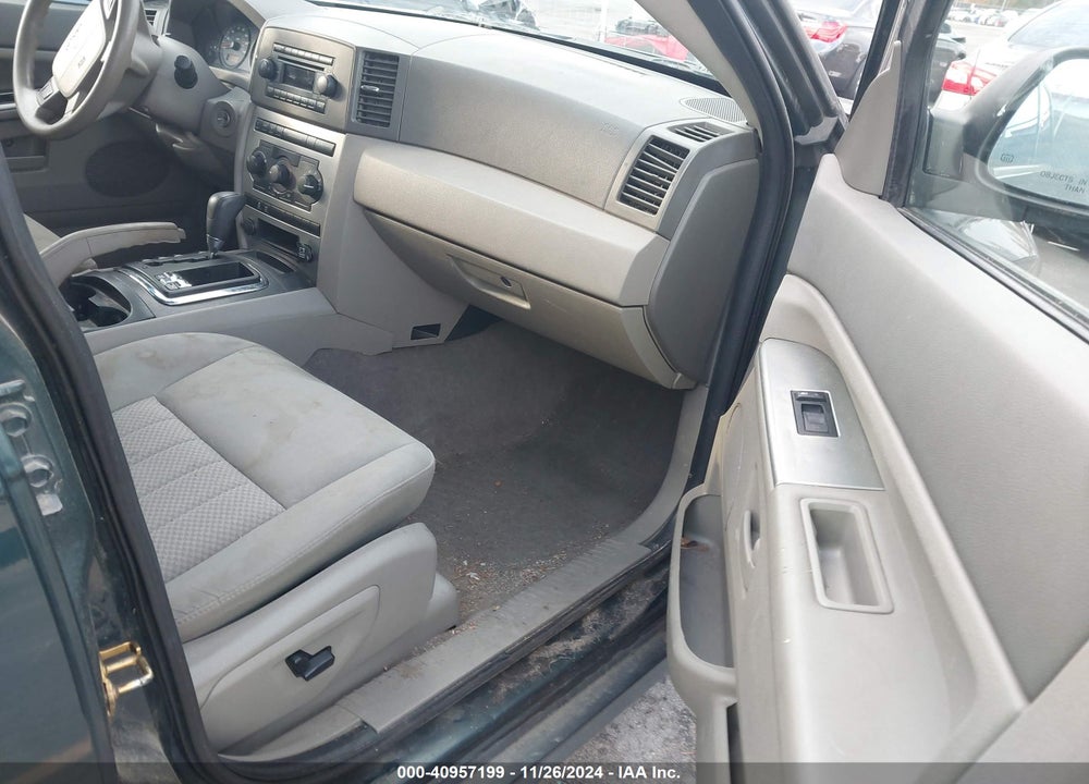2005 JEEP GRAND CHEROKEE LAREDO VIN: 1J4HR48N75C626273