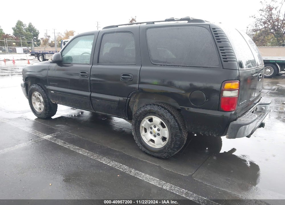 2000 CHEVROLET TAHOE ALL NEW LS VIN: 1GNEK13T8YJ179364