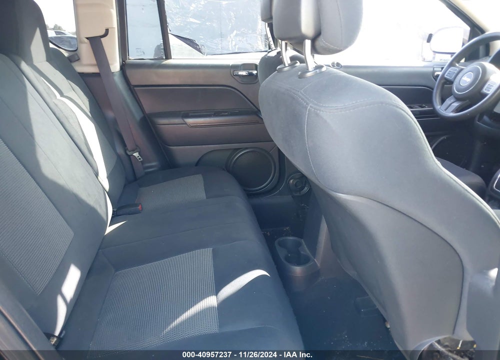 2011 JEEP COMPASS VIN: 1J4NT1FB6BD165729