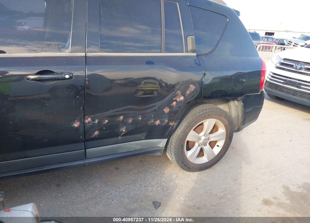 2011 JEEP COMPASS VIN: 1J4NT1FB6BD165729