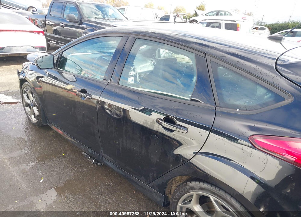 2017 FORD FOCUS ST VIN: 1FADP3L90HL276137