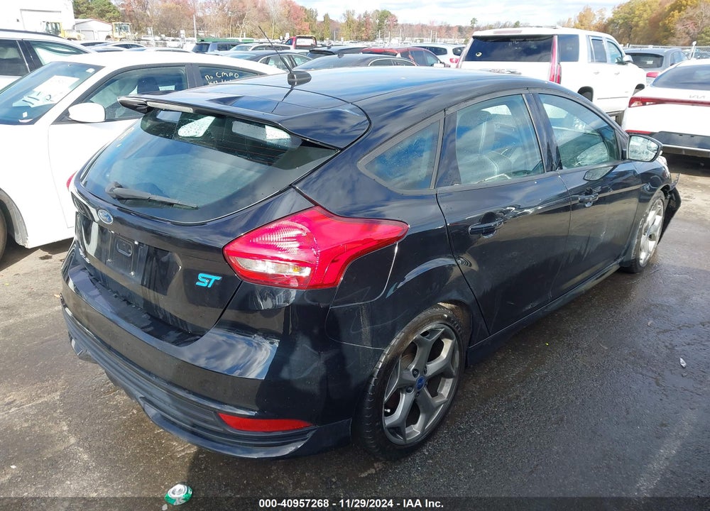 2017 FORD FOCUS ST VIN: 1FADP3L90HL276137