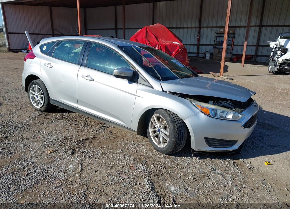 2015 FORD FOCUS SE VIN: 1FADP3K2XFL315639
