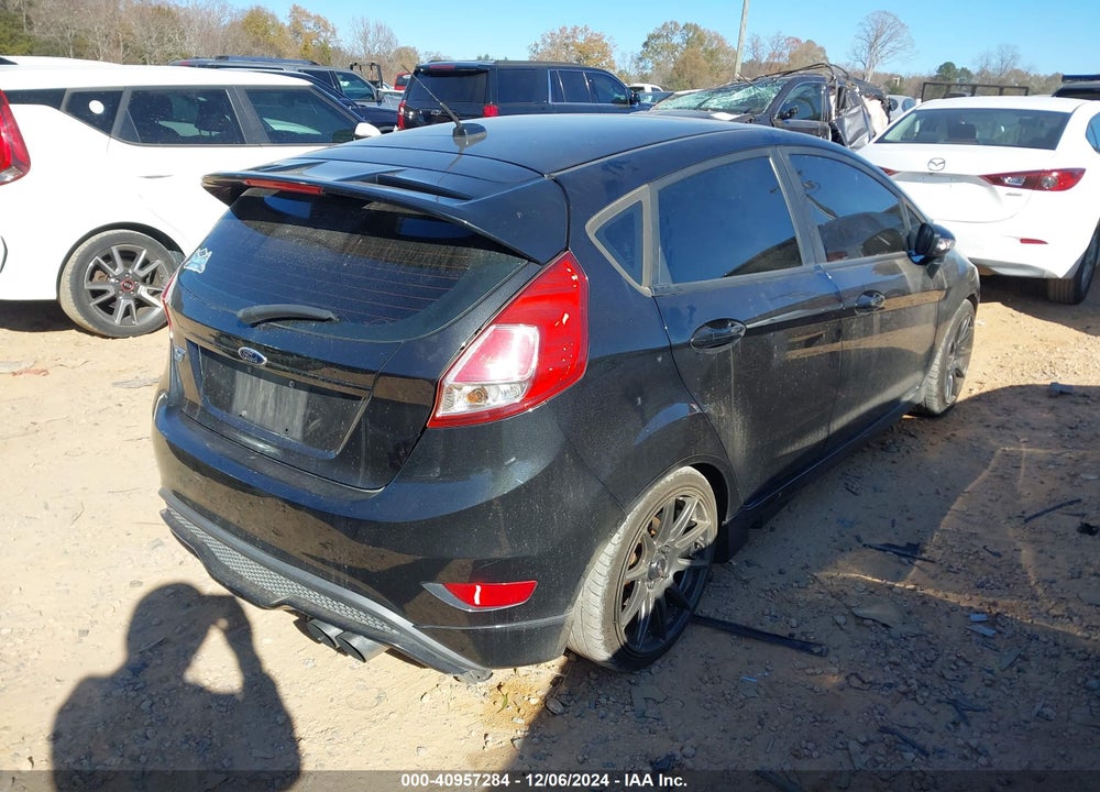 2015 FORD FIESTA VIN: 3FADP4GX2FM148136