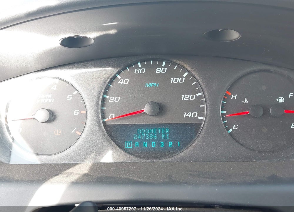2010 CHEVROLET IMPALA LS VIN: 2G1WA5EK9A1205099
