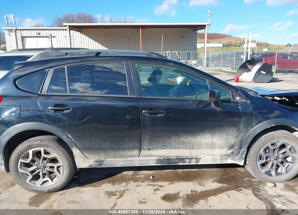 2017 SUBARU CROSSTREK 2.0I PREMIUM VIN: JF2GPABC4H8207884