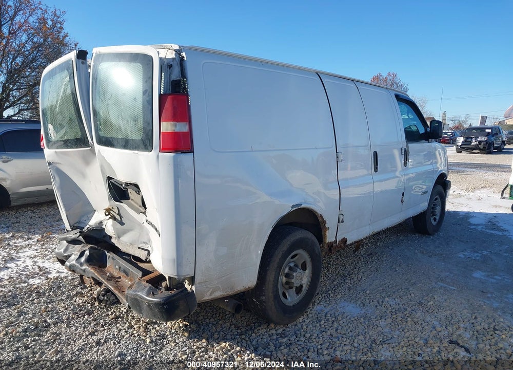 2006 CHEVROLET EXPRESS WORK VAN VIN: 1GCGG25U661205469