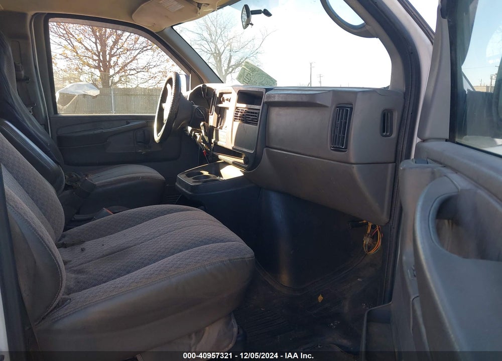 2006 CHEVROLET EXPRESS WORK VAN VIN: 1GCGG25U661205469