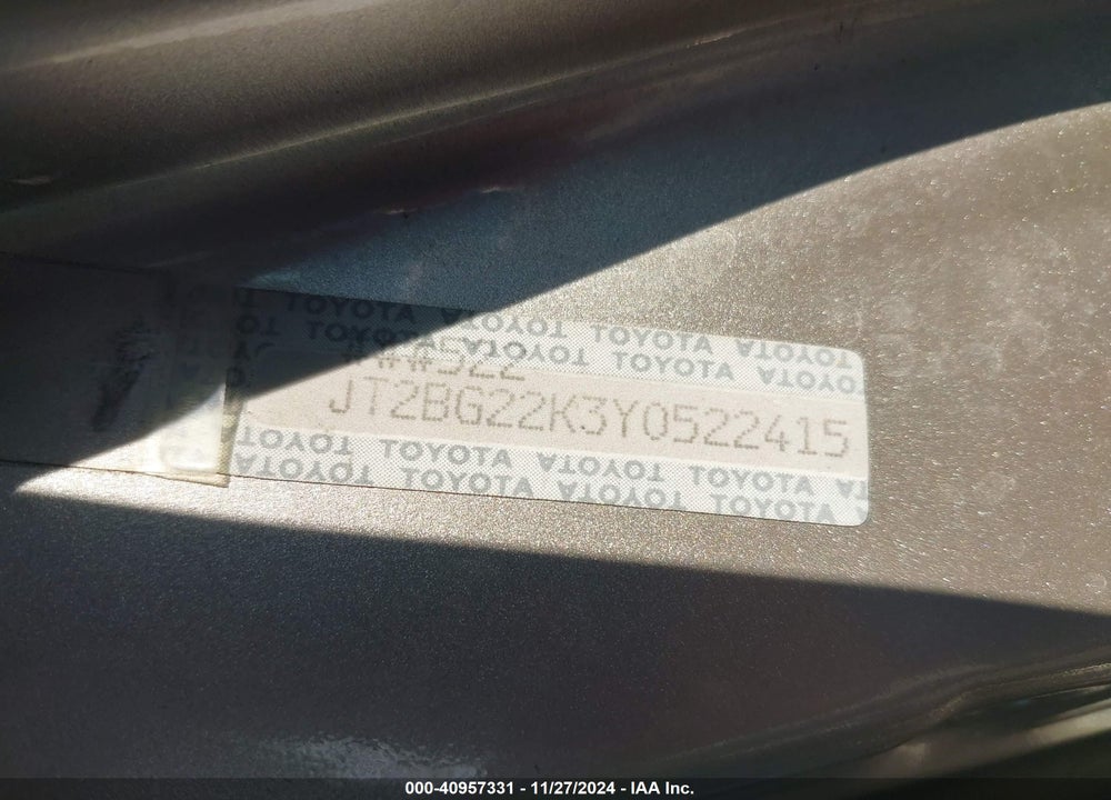 2000 TOYOTA CAMRY LE VIN: JT2BG22K3Y0522415