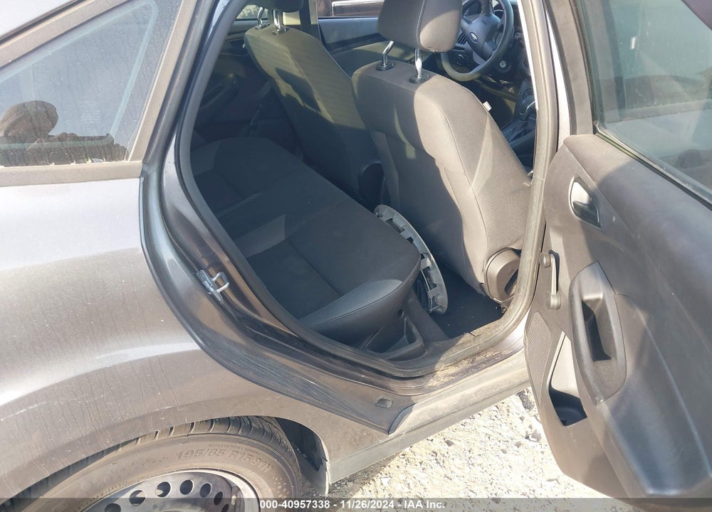 2014 FORD FOCUS S VIN: 1FADP3E27EL381074